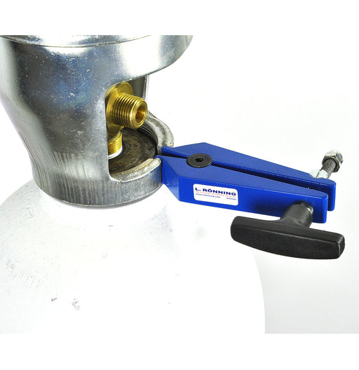 Ronning tool to open cylinder valve guards 
