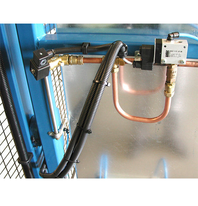 Equipment for steam drying